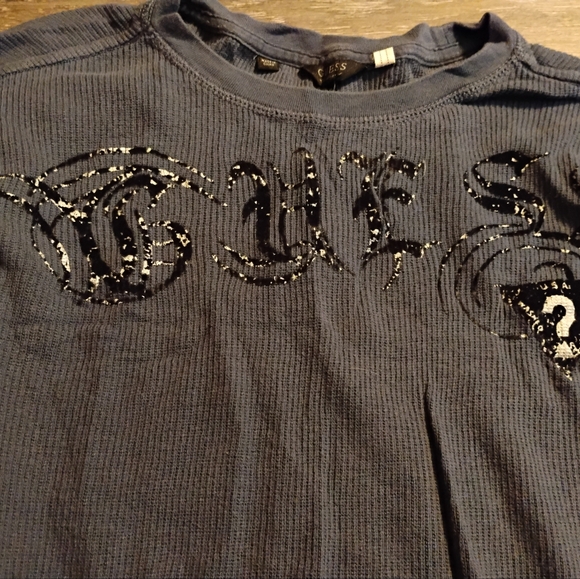 Guess Top 🖤 - Picture 3 of 5